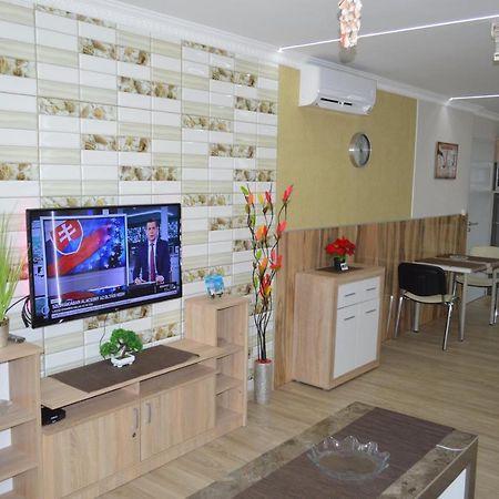 Siofok Ezuestpart Granada 2 Koezvetlen Vizparti Apartman 아파트 외부 사진