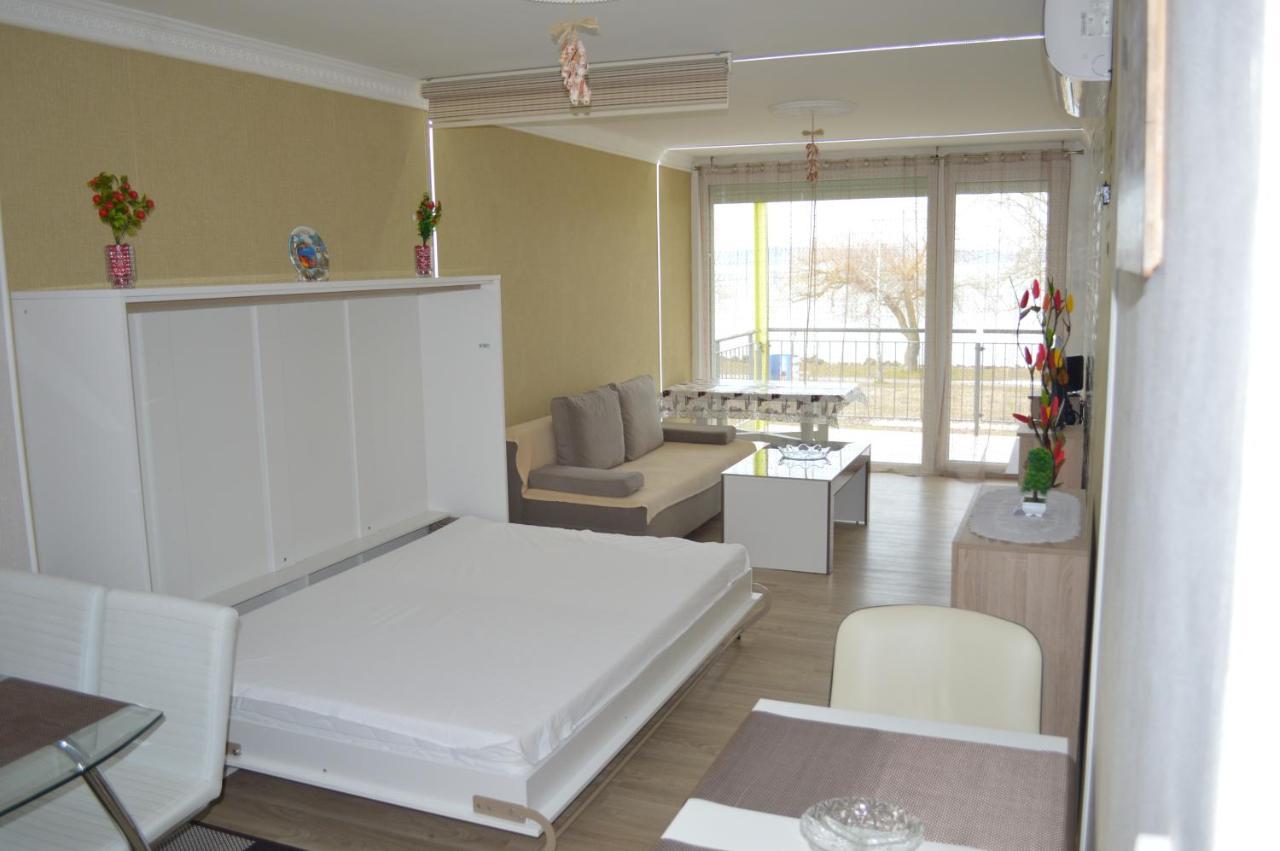 Siofok Ezuestpart Granada 2 Koezvetlen Vizparti Apartman 아파트 외부 사진